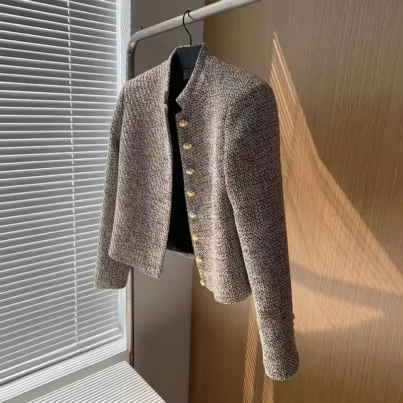 ELSA | TEXTURERT KORT BLAZER